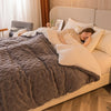 🔥Winter Hot Sale--Thickened Super Soft Insulation Hibiscus Winter Quilt 🔥